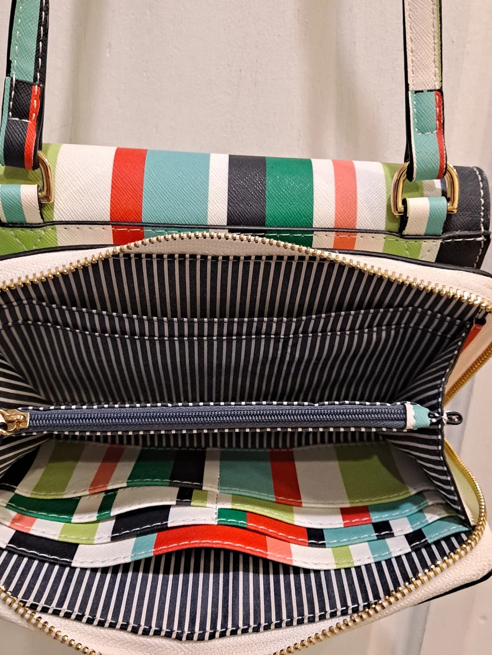crown & ivy stylish multicolor